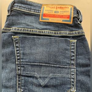 Men’s Diesel skinny for denim